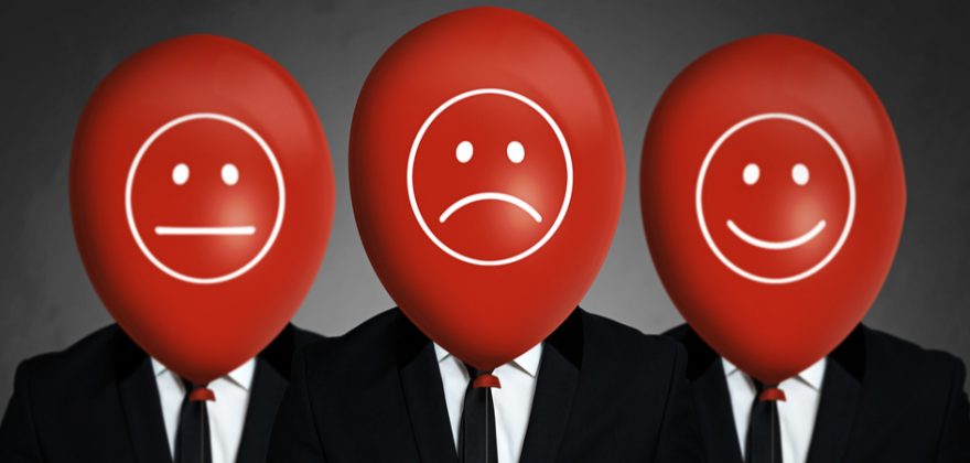 Qual a melhor forma de controlar as emoções no trabalho?