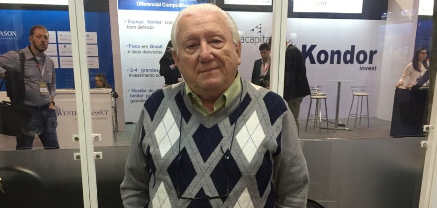 Conheça o maior investidor do Brasil que tem património avaliado em 2 bilhões de reais e anda de metro