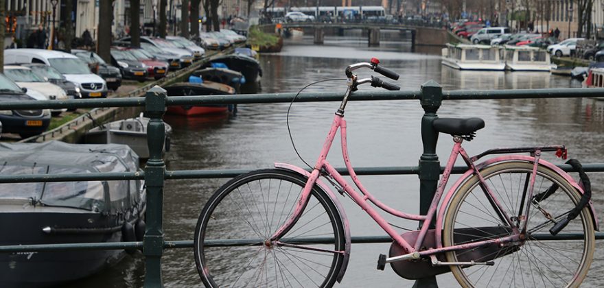 Start-up Aquablu torna potável a água dos canais de Amesterdão