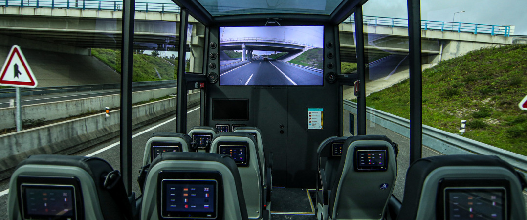 Smart Meeting Bus