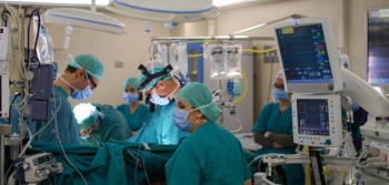 Cardiac_surgery_operating_room