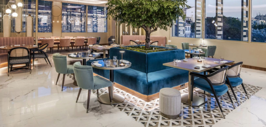 Renaissance Porto Lapa Hotel