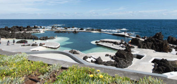 porto-moniz-piscinas-naruais-e-municiapais-do-porto-moniz