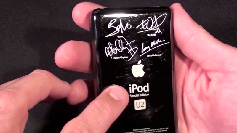 iPod U2